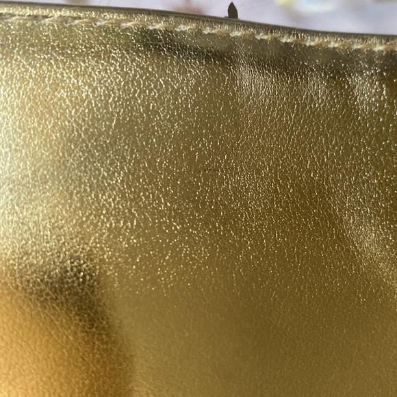 Disney park exclusive princess tote - Picture 10 of 10